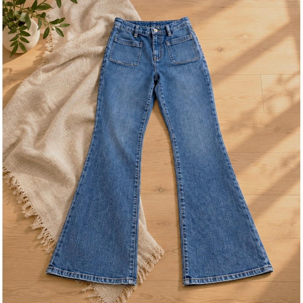 FRAME Le Jane Patch Pocket High-Rise Flare Jeans - Size 25 - Retail $265